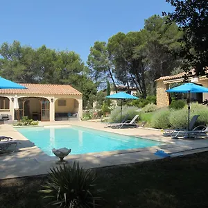 Bed & Breakfast L'oustau De Bigatie, Lambesc