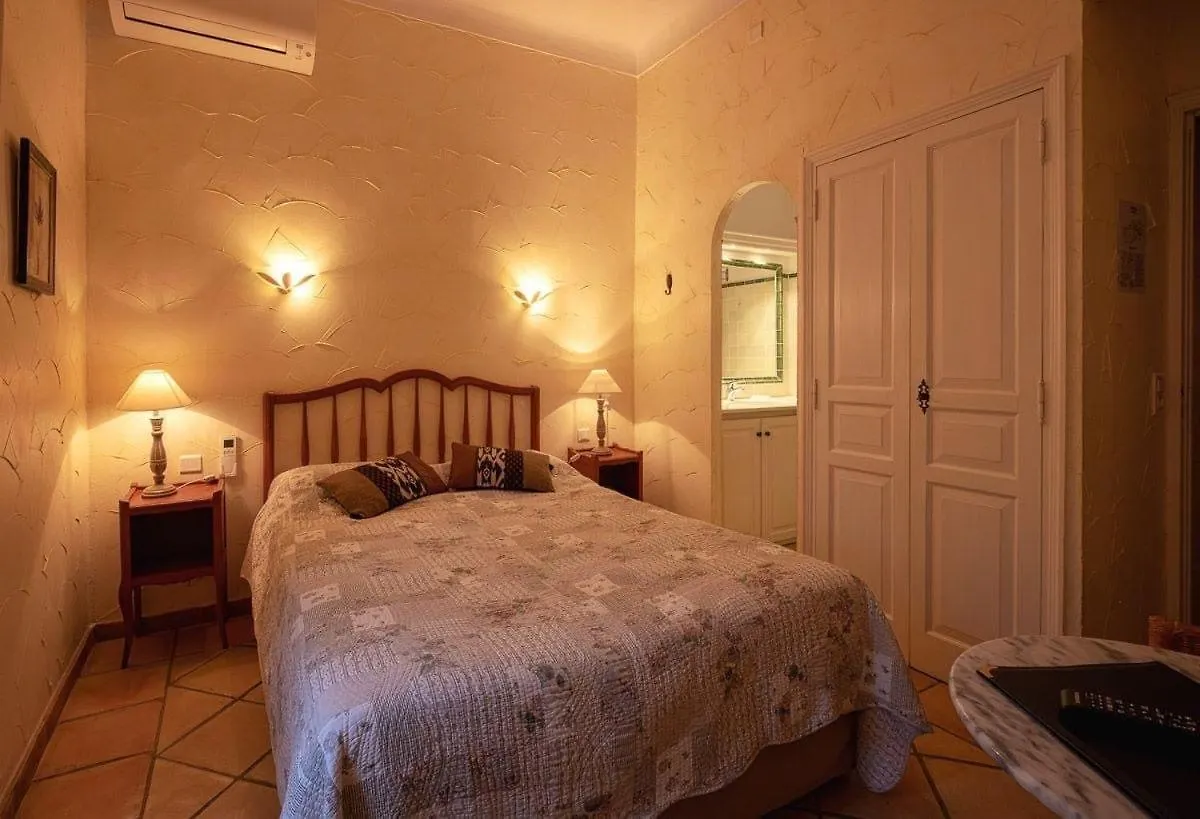 Hotel Villa Provencale Cavalaire-sur-Mer 3*,  France