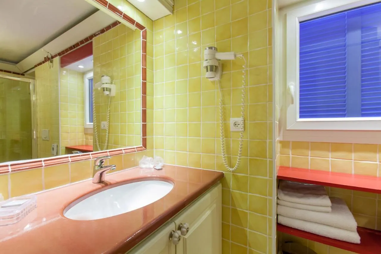 ***  Hotel Villa Provencale Cavalaire-sur-Mer France