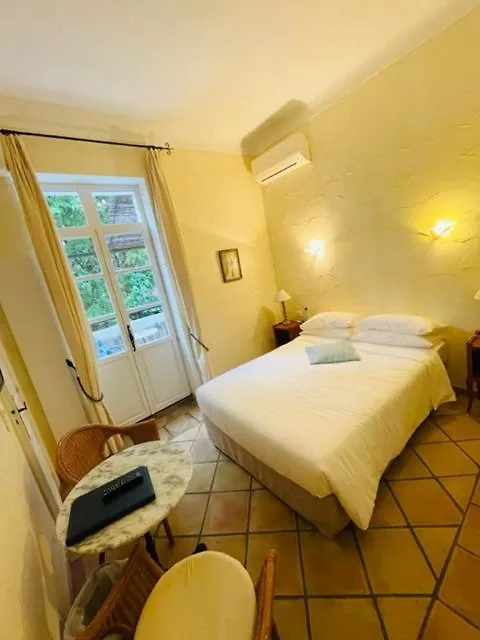 Hotel Villa Provencale Cavalaire-sur-Mer 3*,  France