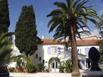 Hotel Villa Provencale Cavalaire-sur-Mer 3*,
